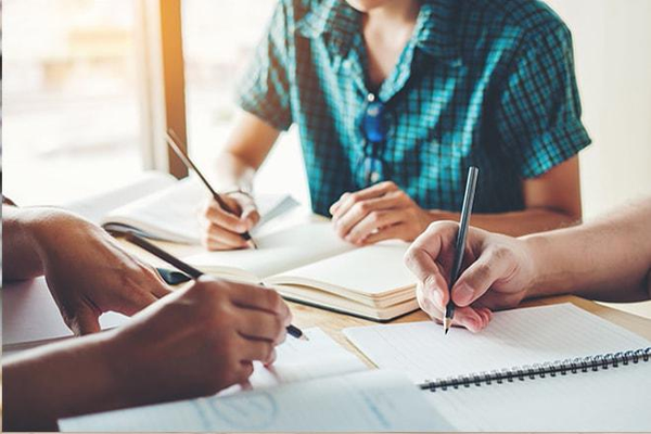 EJU 和 JLPT 到底是什么？有什么区别？2025 年深度解读