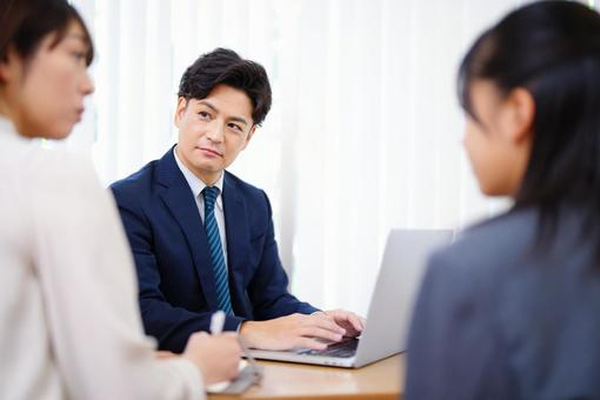 不能忽视的日本语言学校数据：教职员与学生定员数量