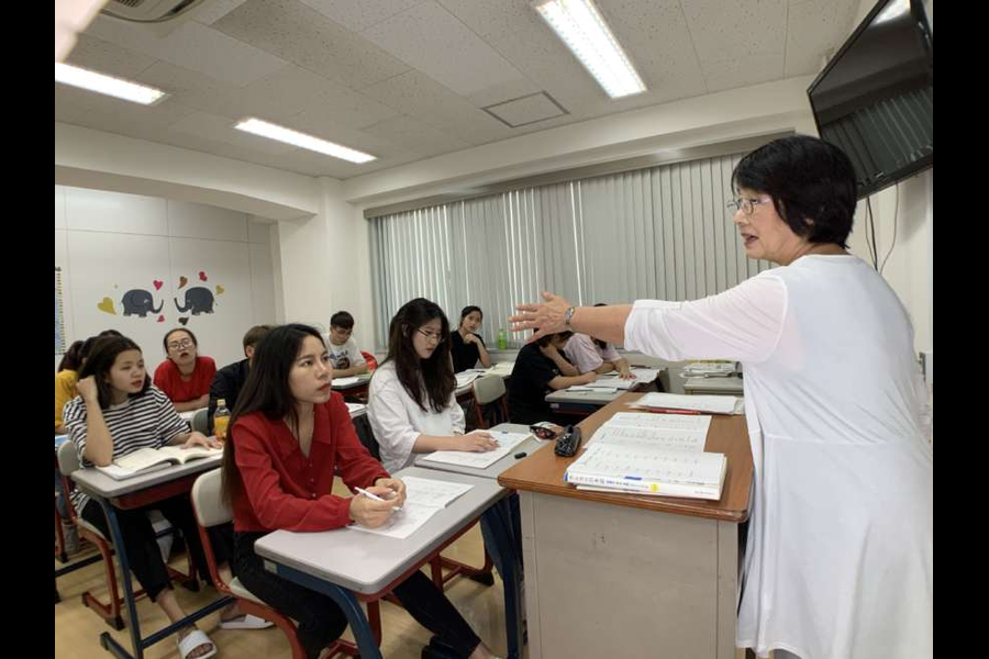 新宿御苑学院-3