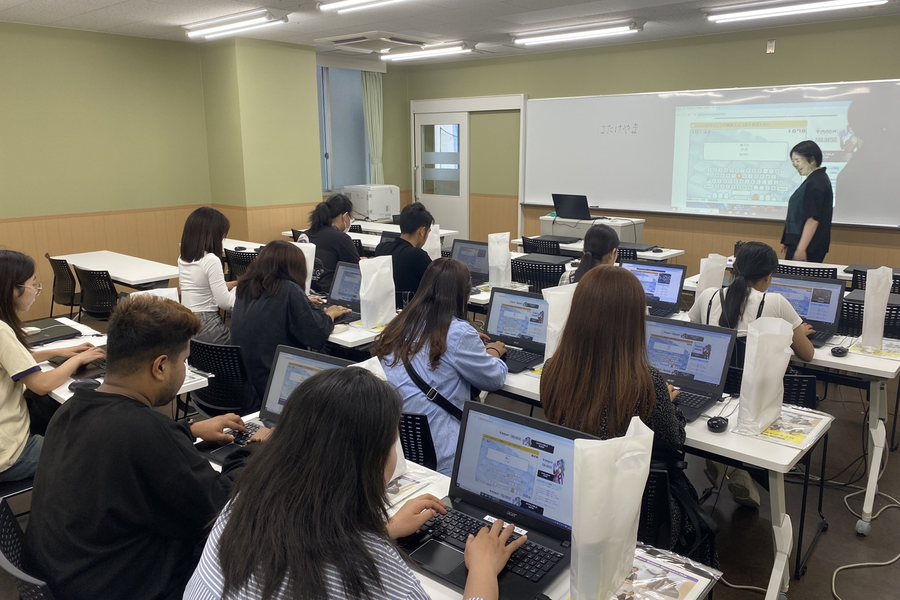 东北外语商务专门学校(日本语科)-3