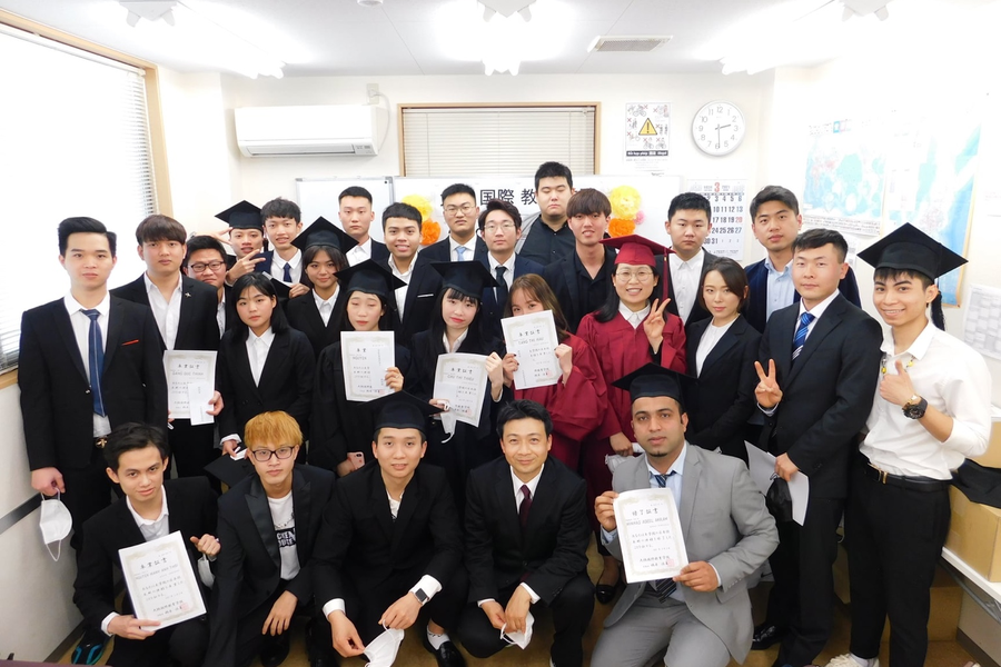 大阪国际教育学院-2