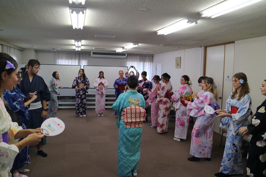 冈山外语学院-6