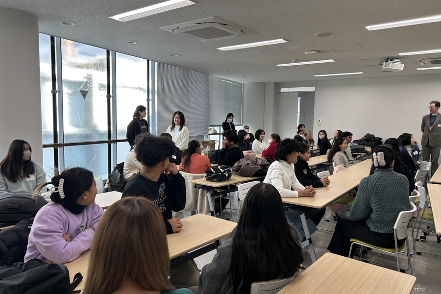 东北多文化学院-3