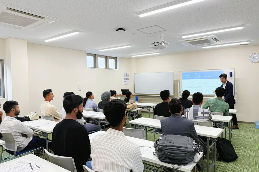 大阪国际外语学院-5