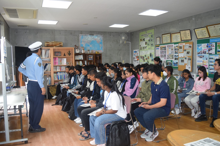 弘堂国际学院-6