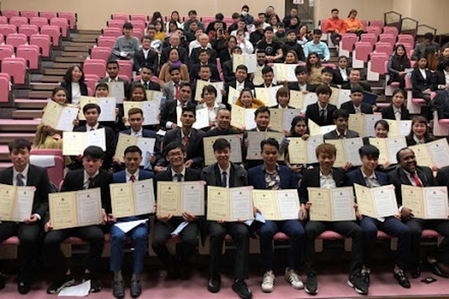 国际英才学苑-2