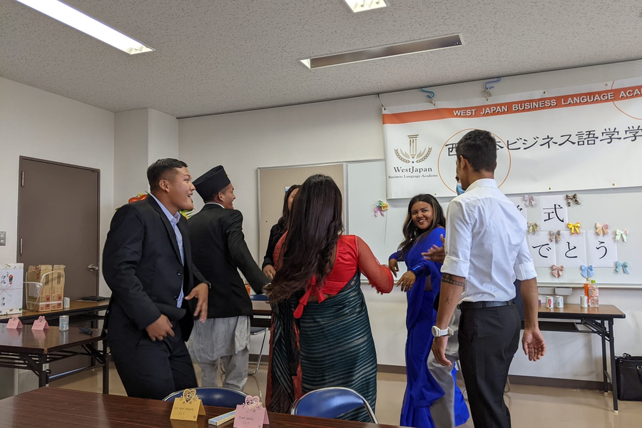 西日本商务语学学院-6