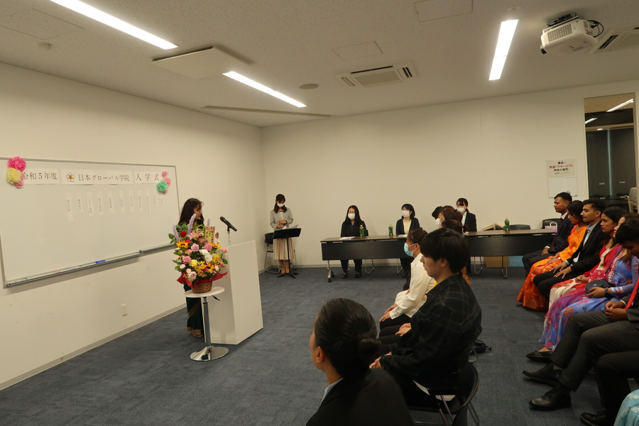 日本环球学院-3