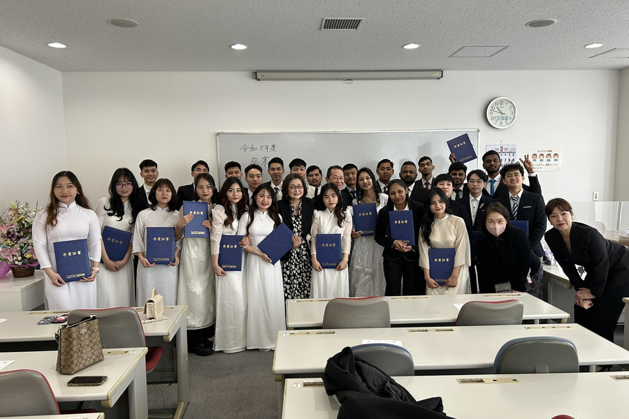 九州商务专门学校 日本语科-1